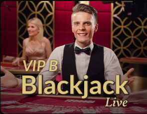 离奇闹剧，一球迷混入阿根廷赛后发布会并大声质问斯卡洛尼